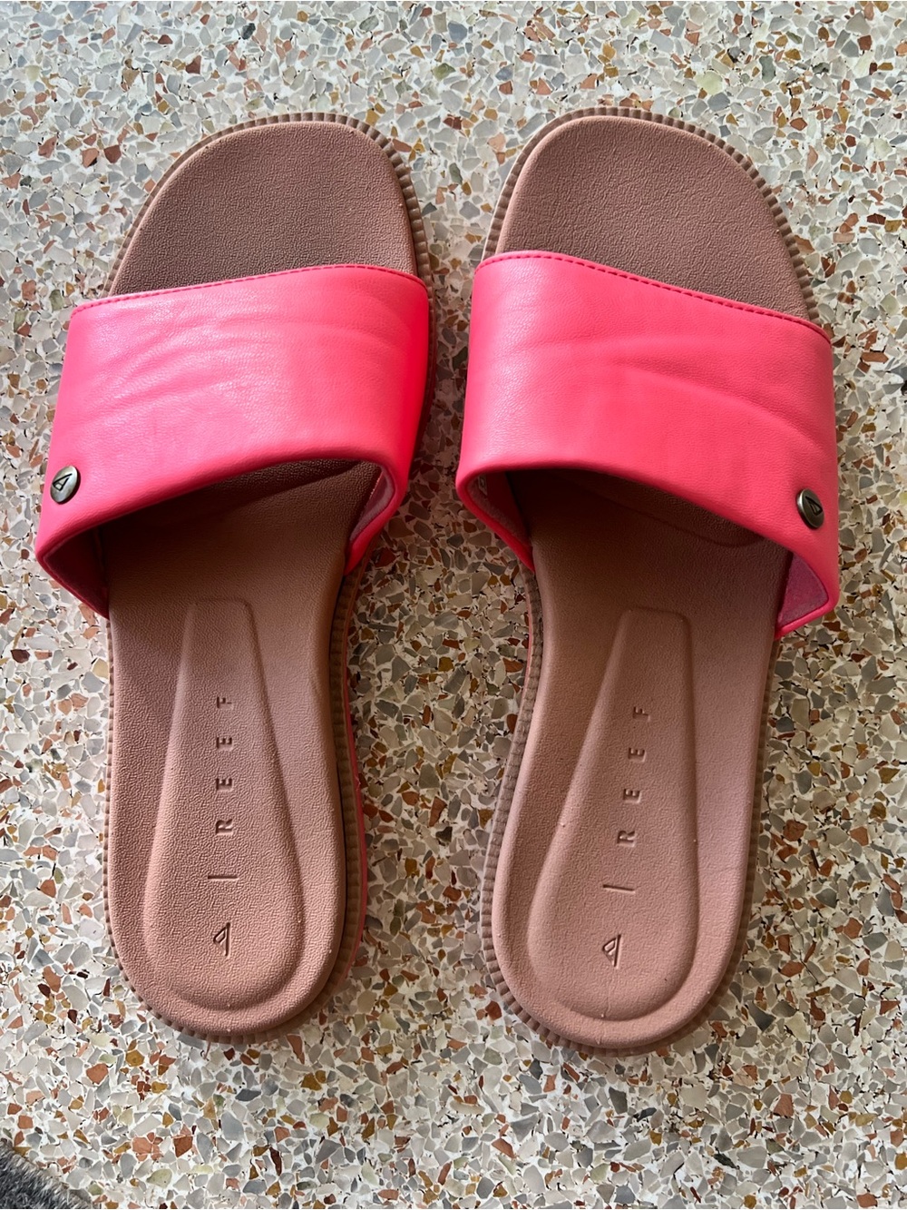 Reef Women's Coral Pink Slide Sandals